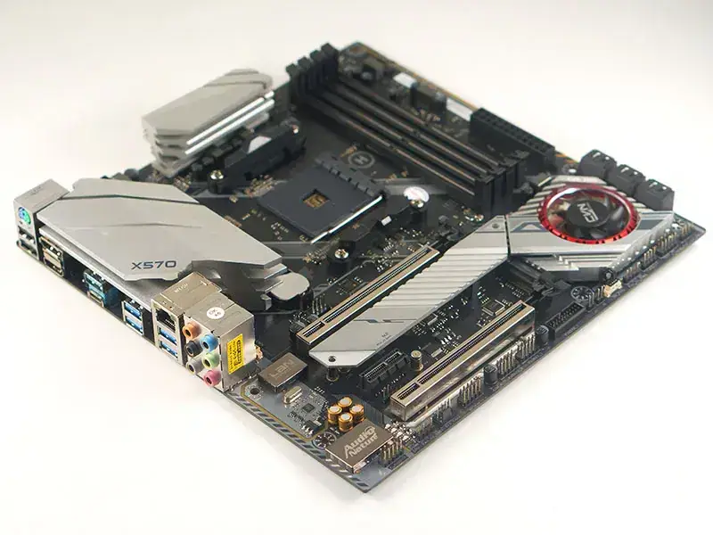 Buntes X570M GAMING PRO Mainboard