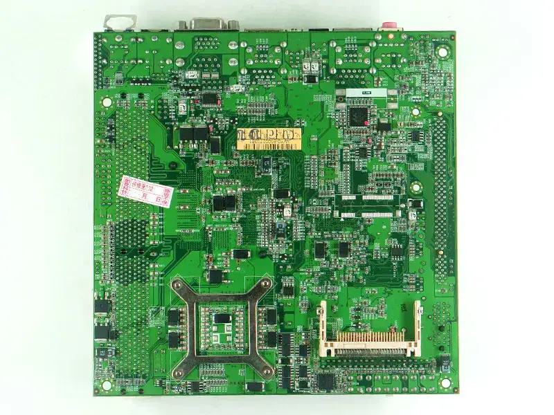 Carte mère IBASE MB899HF