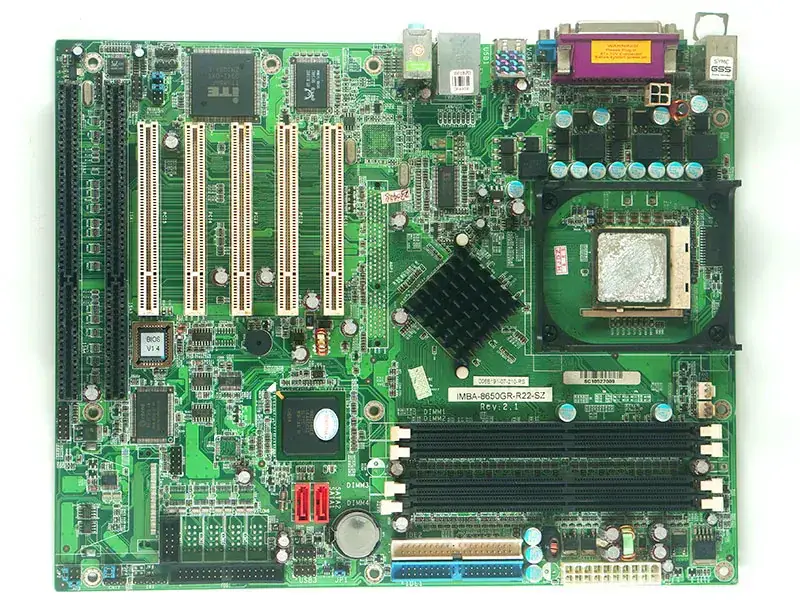 Carte mère IEI IMBA-8650GR-R22-SZ