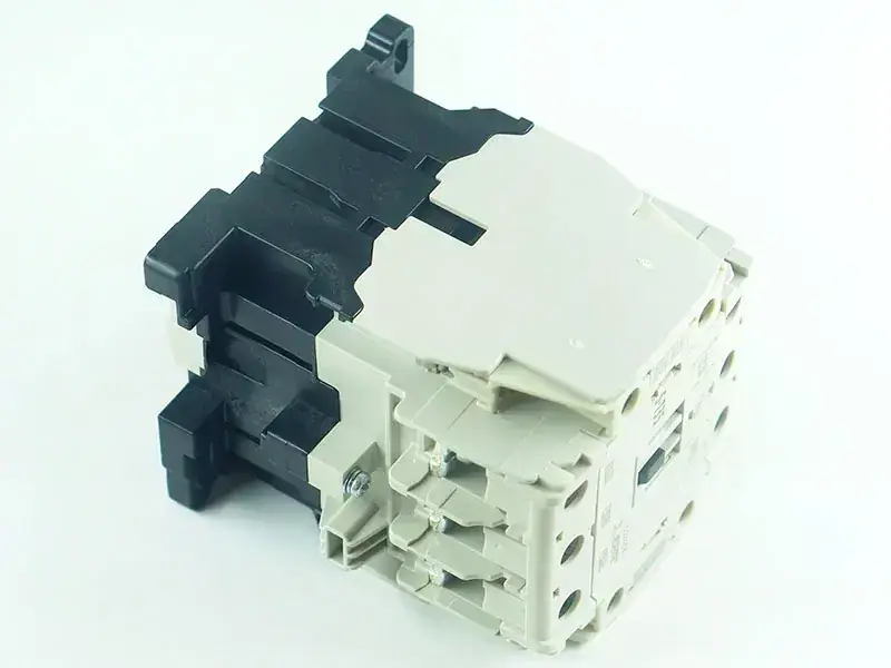 Mitsubishi S-T35110VAC magnetic contactor