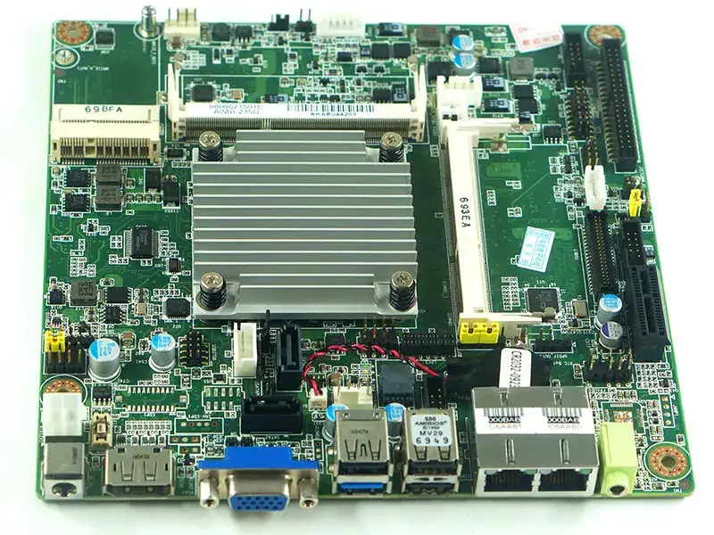 Carte mère Advantech AIMB-215D-S6B1E