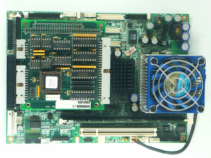Carte mère Advantech PCM-9577F