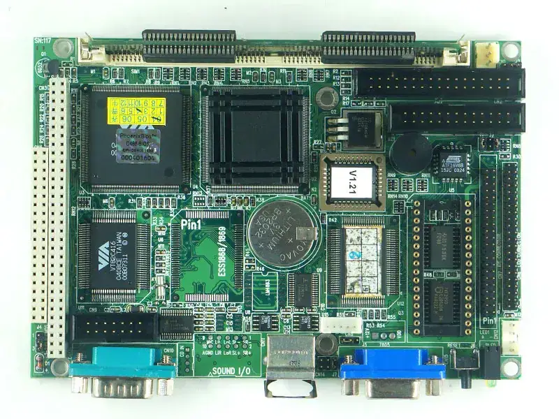 Carte mère Advantech PCM-4825