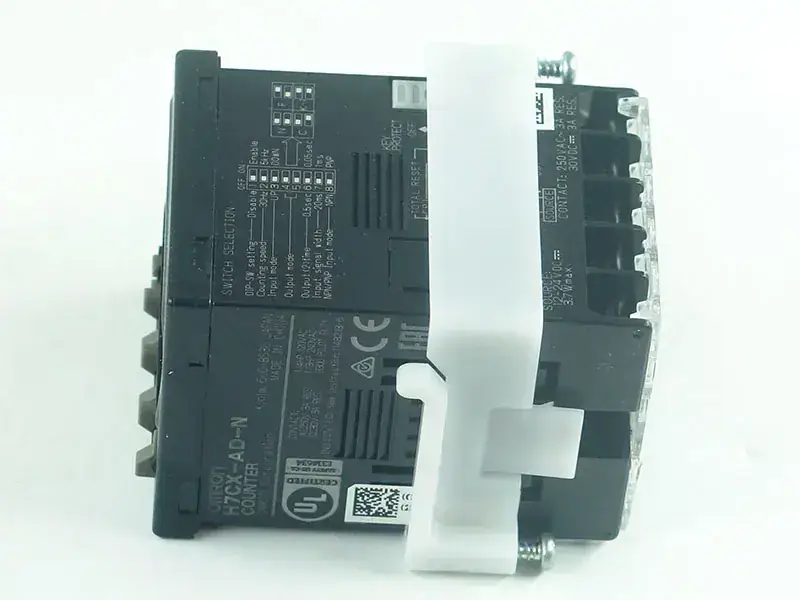 Omron H7CX-AD-N PLC Module