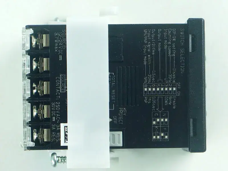 Omron H7CX-AD-N PLC Module