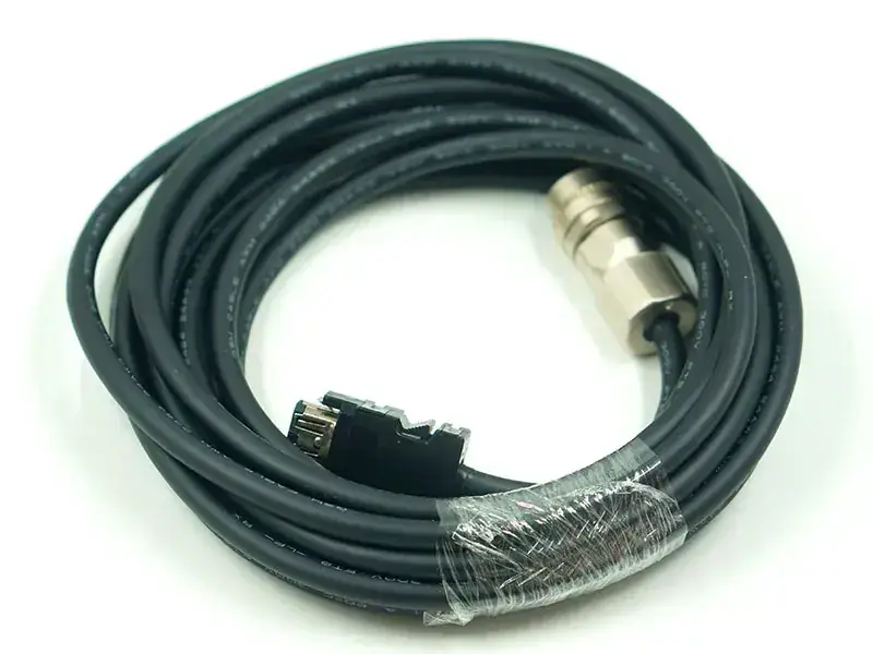 Mitsubishi MR-J3ENSCBL5M-H Câble encodeur
