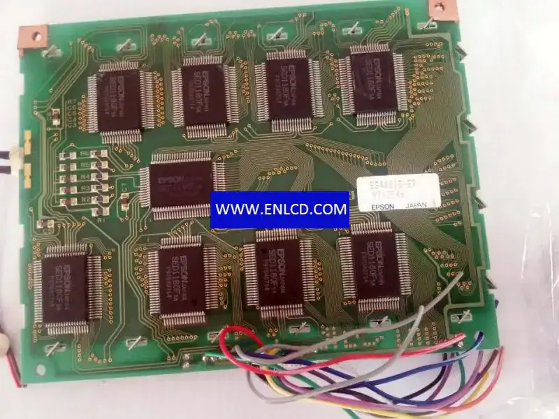 Remplacement du panneau LCD Epson EG4401S-ER