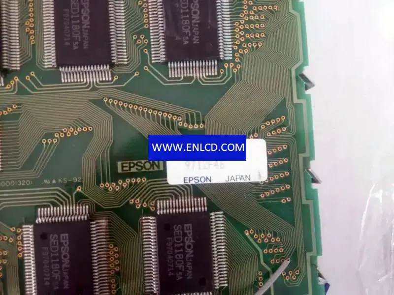 Remplacement du panneau LCD Epson EG4401S-ER