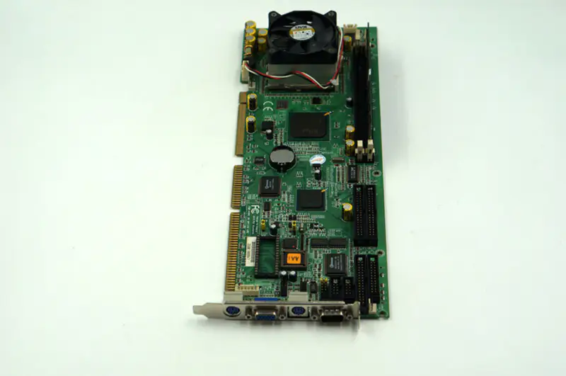 F815D/V V1.0 Carte mère industrielle F815D avec CPU RAM et FAN