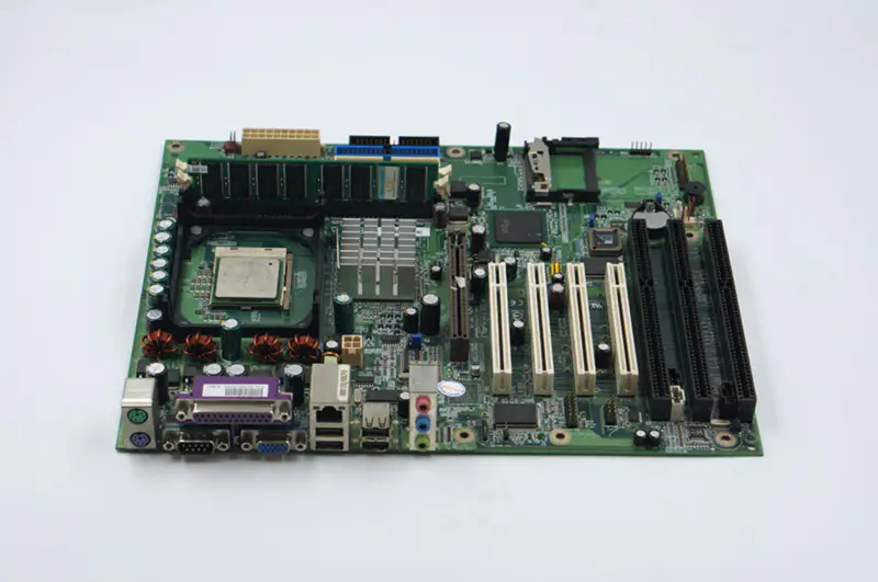 Placa base industrial DFI G4V620-B-G