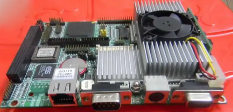 Carte mère pour équipement industriel AAEON GENE-6320GE PIII700