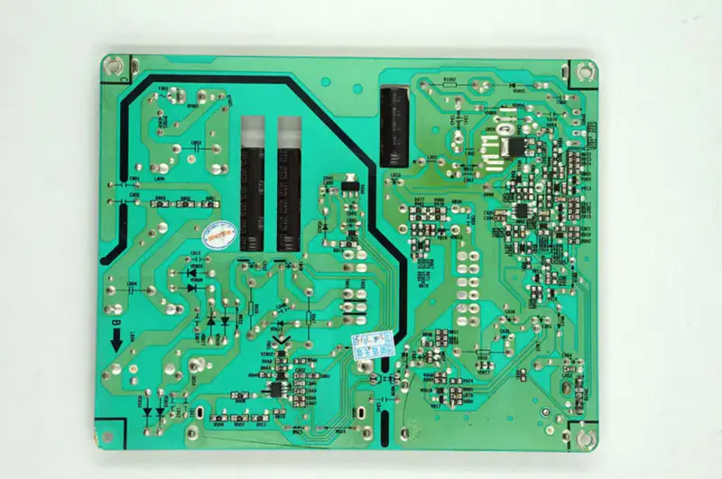 Carte d'alimentation Hisense LED32T36 RSAG7.820.4511/R0H HLE-2637WA
