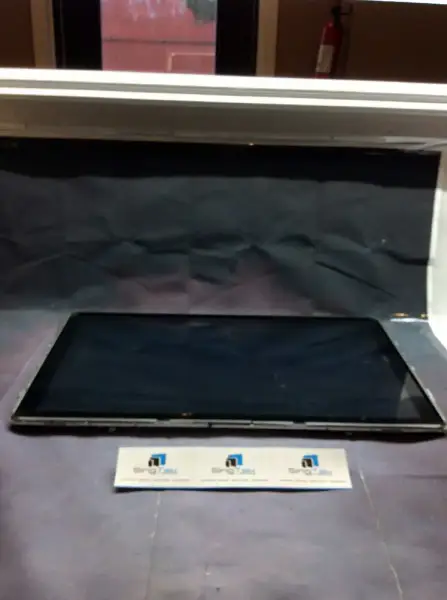 BOE HR230WU1-100 LCD