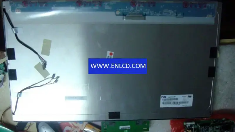 Substituição do painel LCD M236MWF1 R0 IVO para painel de toque
