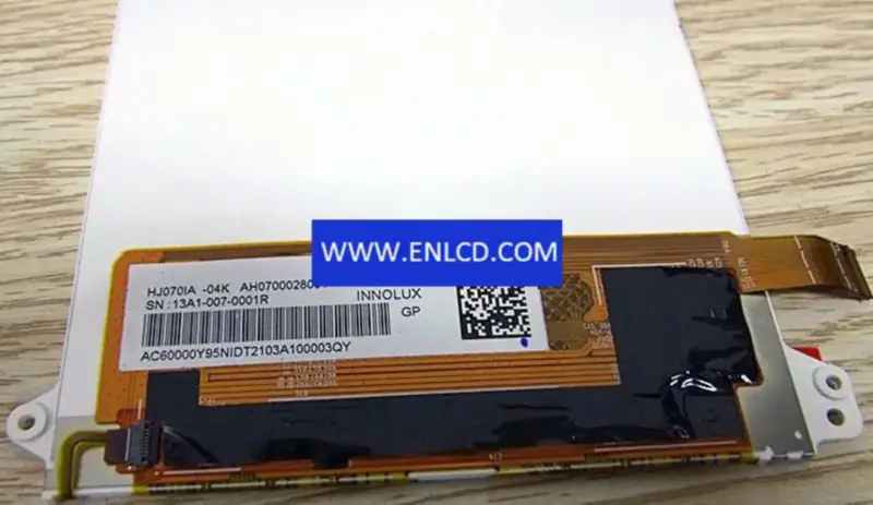 Remplacement du panneau LCD Innolux HJ070IA-04K