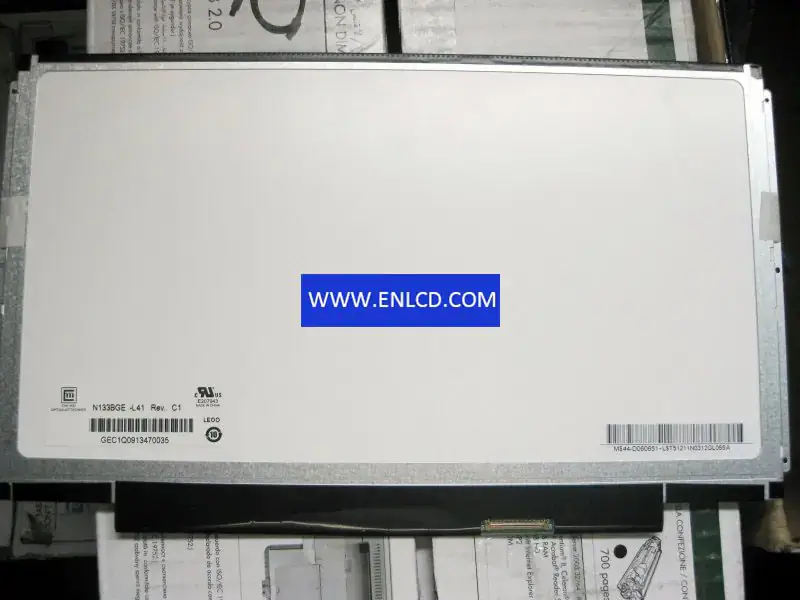 Innolux N133BGE-L41 LCD panel