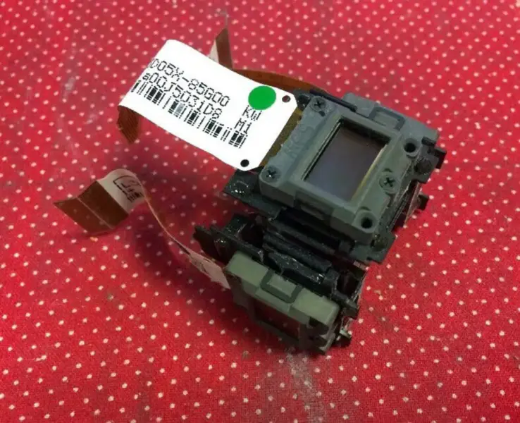 Substituição do painel LCD Epson L3D05X-85G00 para projetor