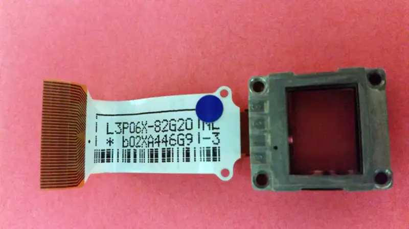 Substituição do painel LCD Epson L3P06X-82G20 para projetor