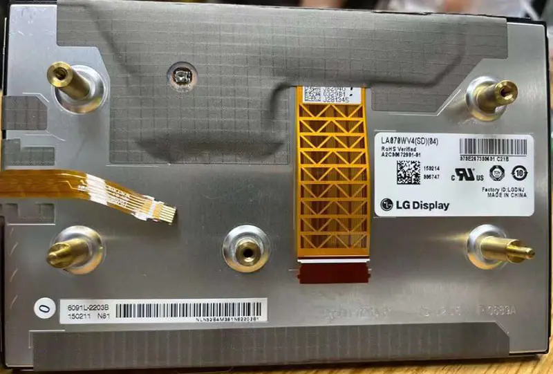 LG Display LA070WV4-SD04 LCD