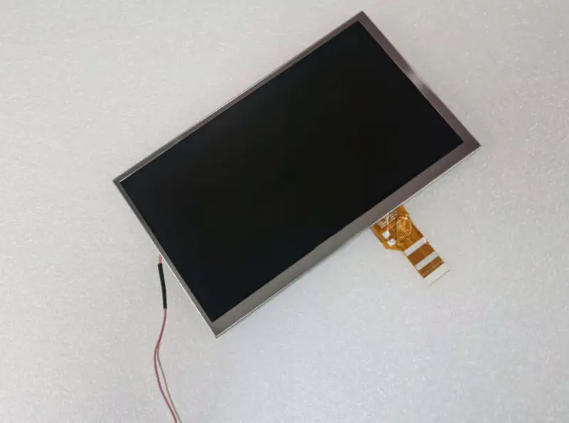 LG.Philips LB070W02-TMJ2 LCD