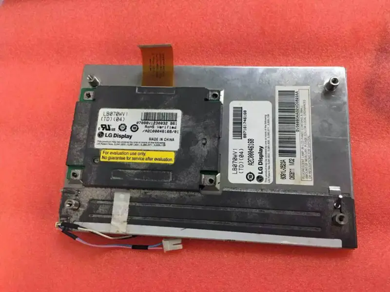 LG.Philips LB070WV1-TD05 LCD