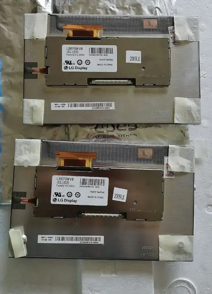Remplacement du panneau LCD LB070WV8-SL02 LG Display
