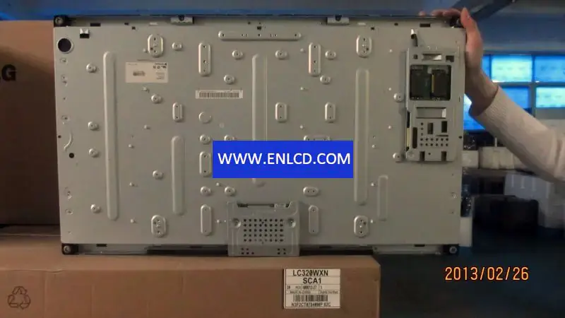 Remplacement du panneau LCD LC320WXN-SCA1 LG Display