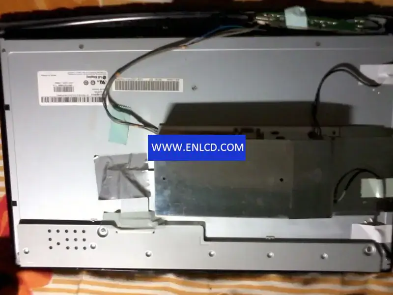 LG Display LM185WH1-TLC5 LCD