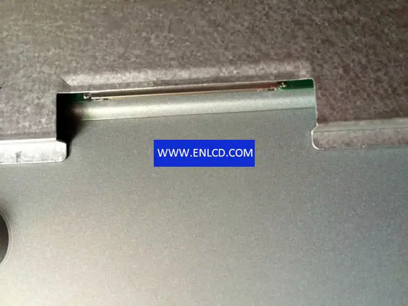 Sostituzione del pannello LCD del display LG LM270WF7-SSB1