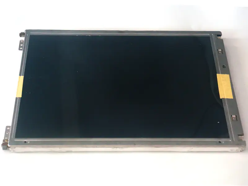 LG Display LM151X1 LCD