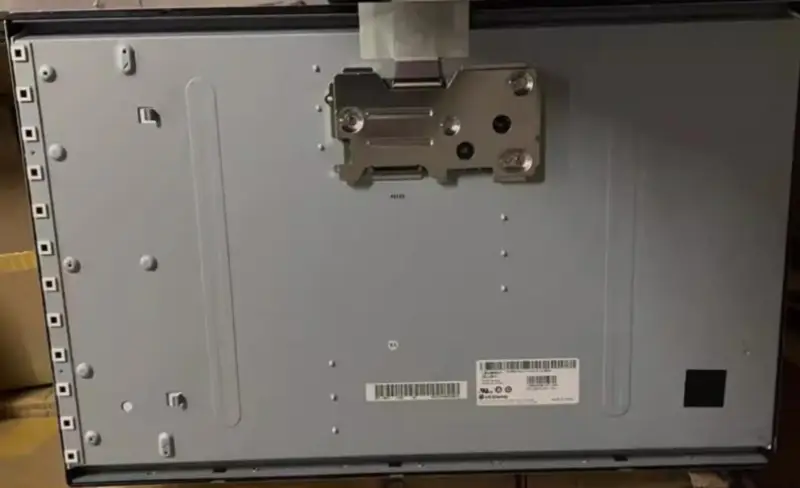 LG Display LM240WU7-SLB3 LCD panel