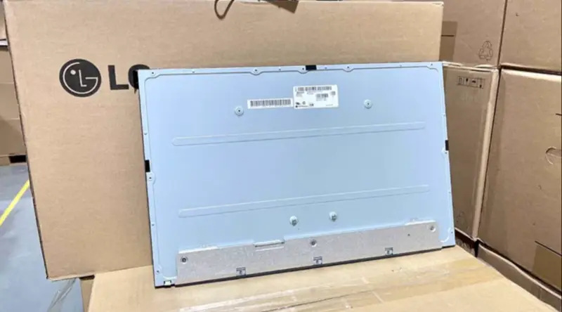 Remplacement du panneau LCD LG LM240WUB-SSA1