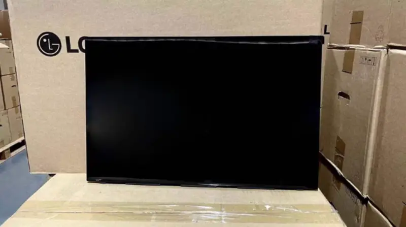 Remplacement du panneau LCD LG LM240WUB-SSA1