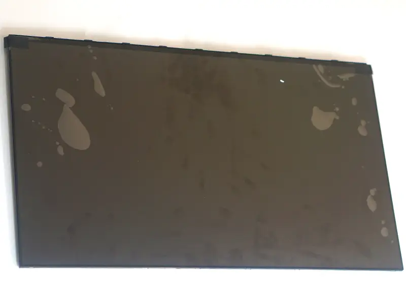 Remplacement du panneau LCD LG LM270WR8-SSA1