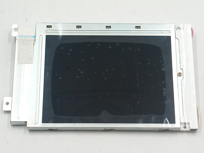 Sharp LM32P073 LCD