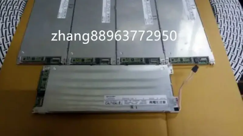 Sharp LM8M64R LCD