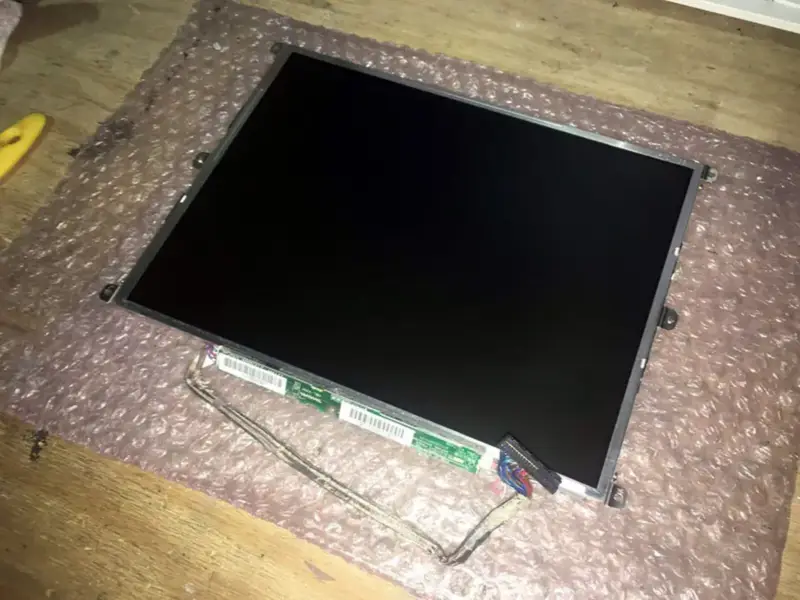 LG.Philips LP121X05-B2 LCD
