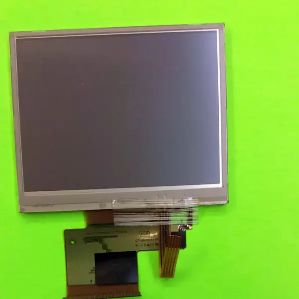 Sharp LQ035Q1DG01A LCD