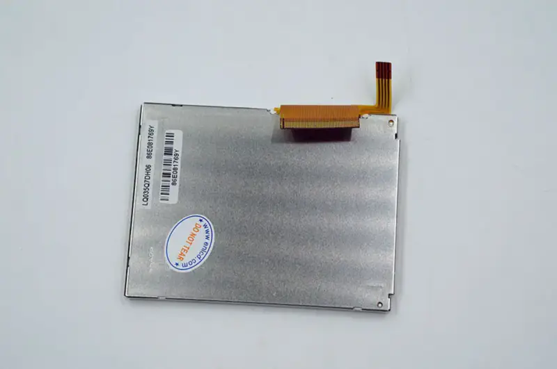 Sharp LQ035Q7DH06 LCD
