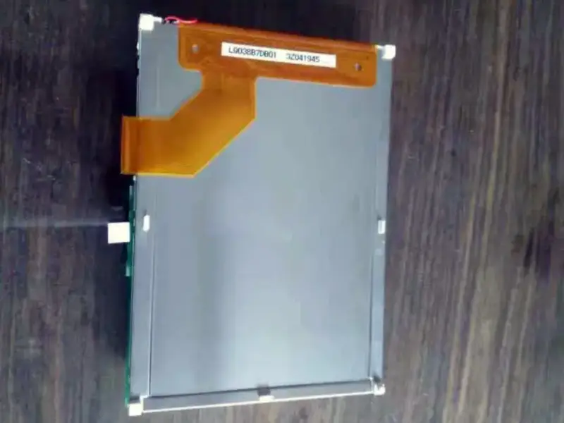 Sharp LQ038B7DB01 LCD