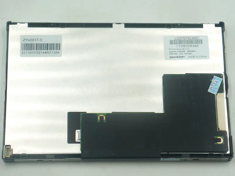 Sharp LQ070Y3LW01 LCD