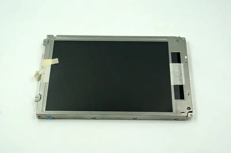 Remplacement du panneau LCD SHARP LQ084V1DG21 pour applications industrielles