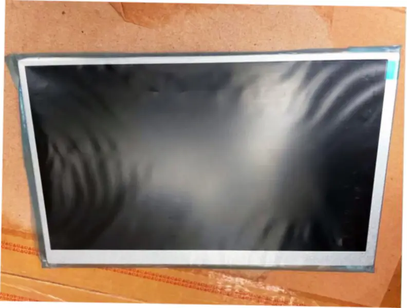 Sharp LQ090Y3DG01A LCD