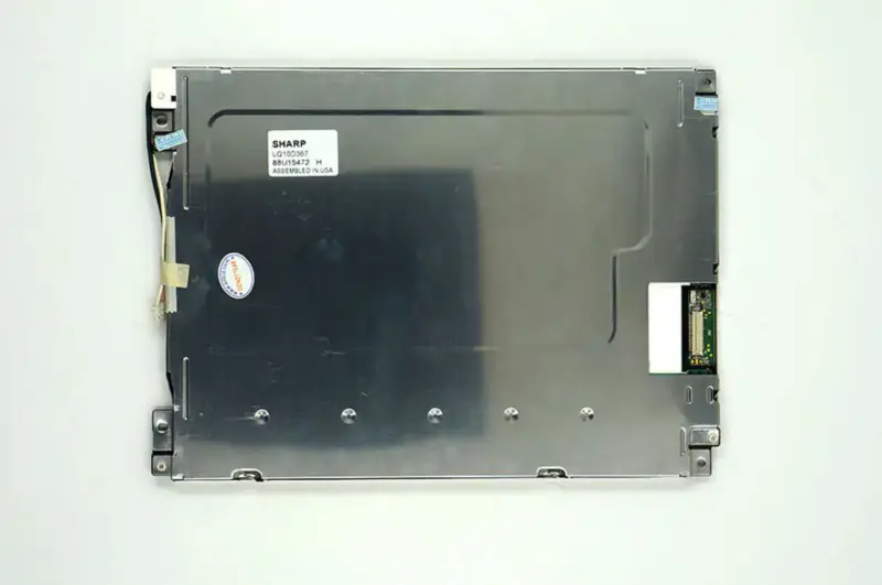 Remplacement du panneau LCD SHARP LQ10D367 pour applications industrielles