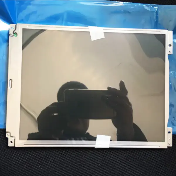 Sharp LQ10S41 LCD