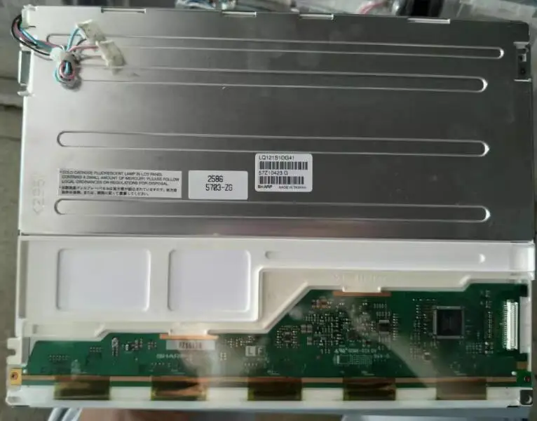 Sharp LQ121S1LG41 LCD