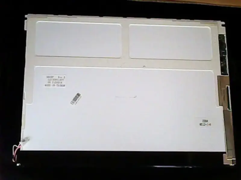 Sharp LQ133X1LH27 LCD