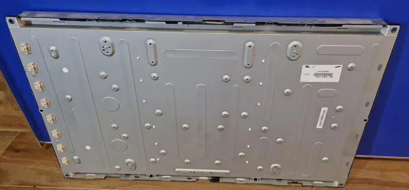 Remplacement du panneau LCD Samsung LTA320AP05 pour téléviseurs