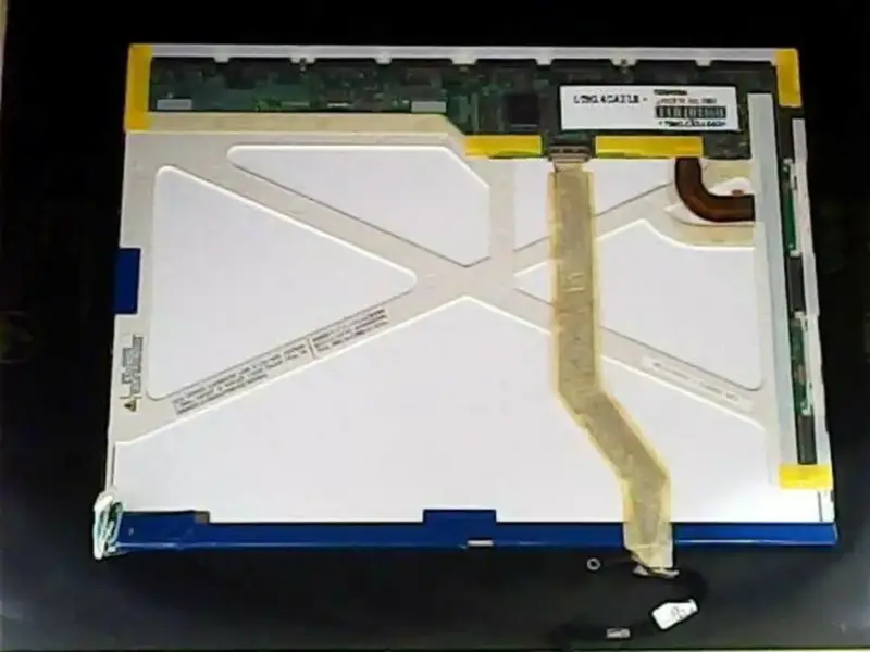 TOSHIBA LTM14C421 LCD