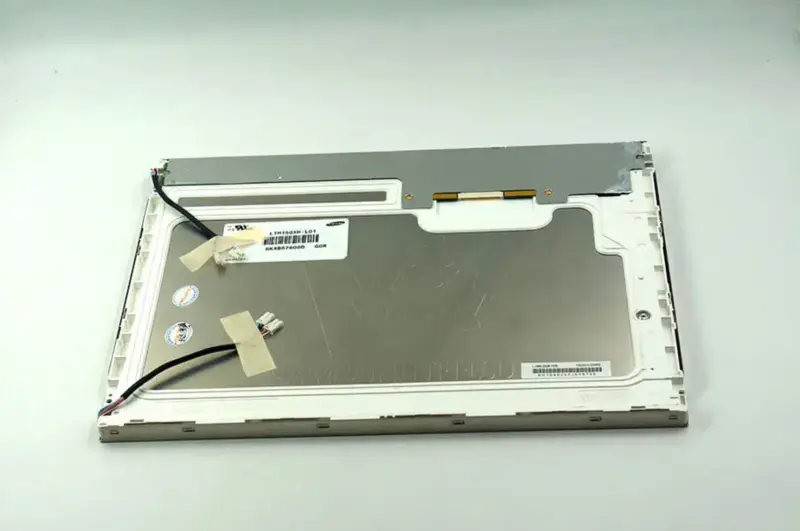 Remplacement du panneau LCD Samsung LTM150XH-L01 pour moniteur de bureau